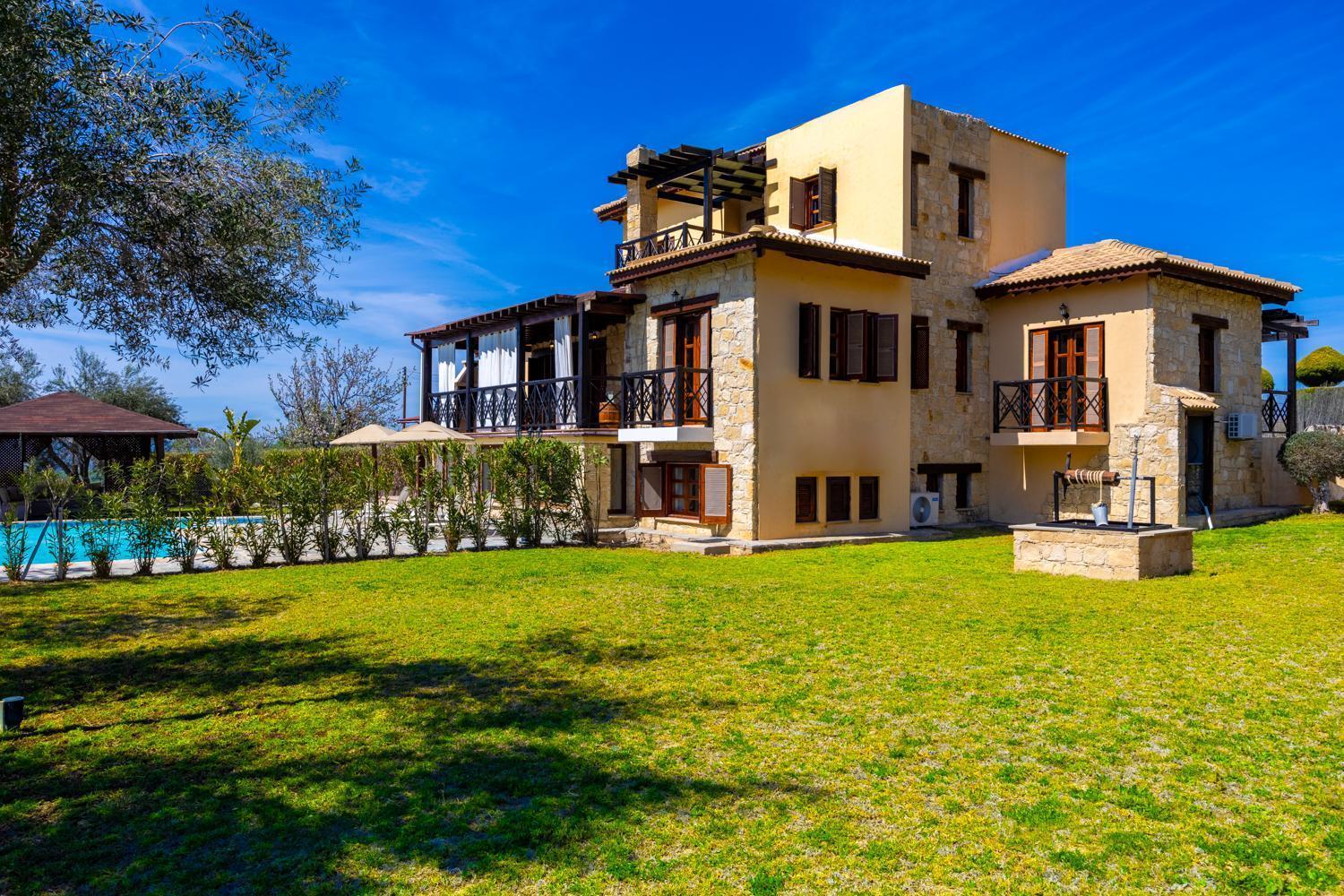 Villa River View Peristerona (Paphos)